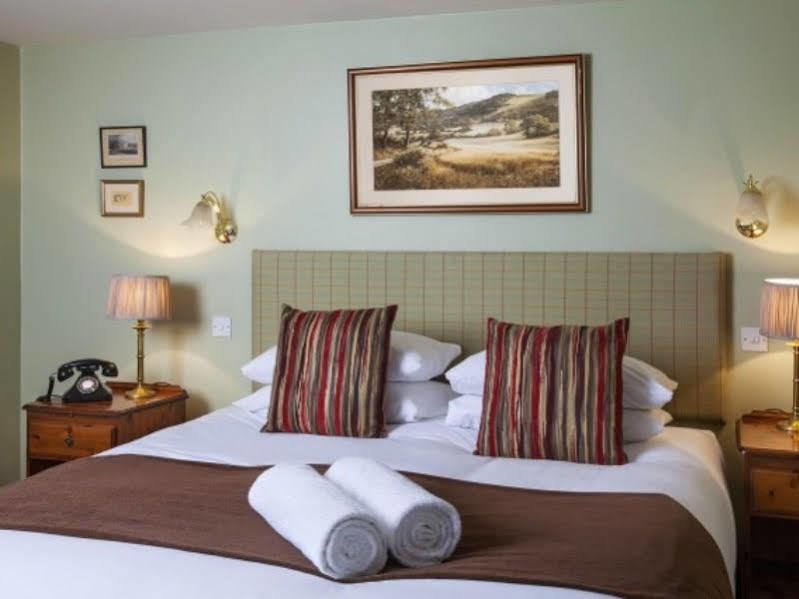 White Hart Inn Wells Exterior photo